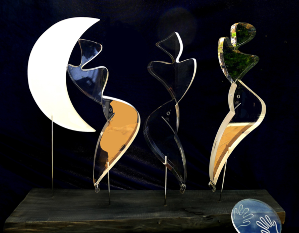 galleria-arte-michelangelo-del-brocco-mikala-opere-contemporanee-scultura-artista-plexiglass-moderno-italiano- opera-valore-collezione-collezionisti-danza-chiarodiluna-al-chiaro-luna
